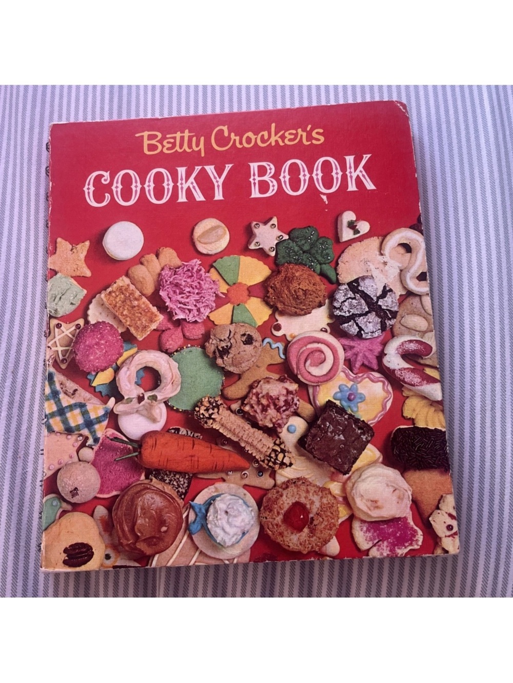 Betty Crocker's Cooky Book 1963 Cookie Cookbook 1st EDITION Third Printing